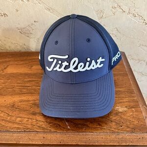 Titleist Pro V1 Golf Hat FJ Flex Fit Men’s L/XL